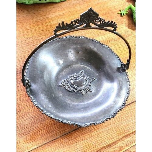 Signed Forbes Silver Co. decorative bowl with a handle for collectable silverware.