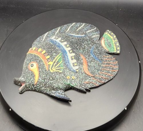 Black tropical fish wall decor, 7.5-inch by 5-inch, vibrant and stylish aquatic art.