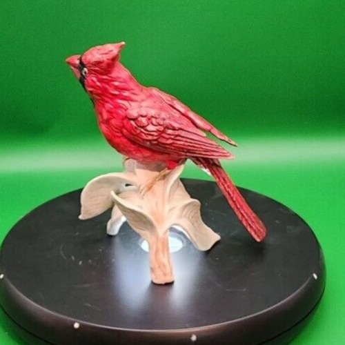 Goebel Cardinal 1969 W Germany Porcelain Bird Figurine with Signed Details.