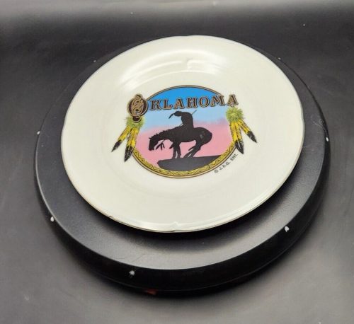 Decorative Oklahoma Trail of Tears 1970s signed 7.5-inch plate artwork.