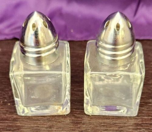 Vintage 1960s tiny square salt and pepper shakers set in original condition