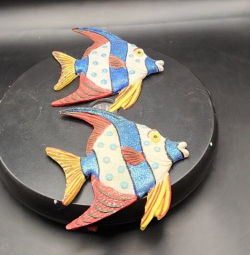 Vintage Tropical Fish Wall Decor Set with Sparkly Plaster Fish, 5-inch size.